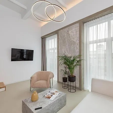 Radio Loft 435 By Hostlovers